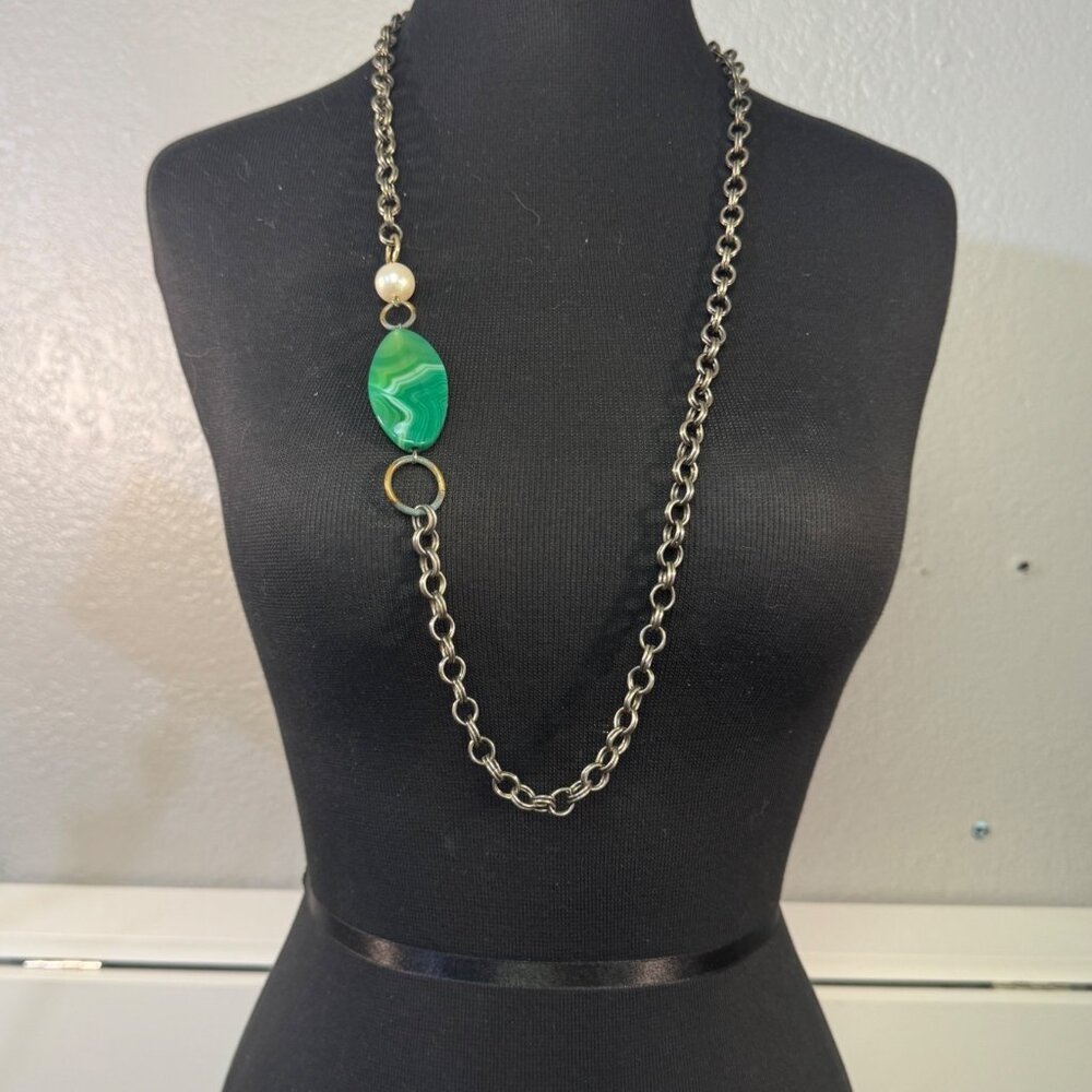 Vintage Silver Tone Chain Necklace Green Pendant & Pearl Accent With Clasp